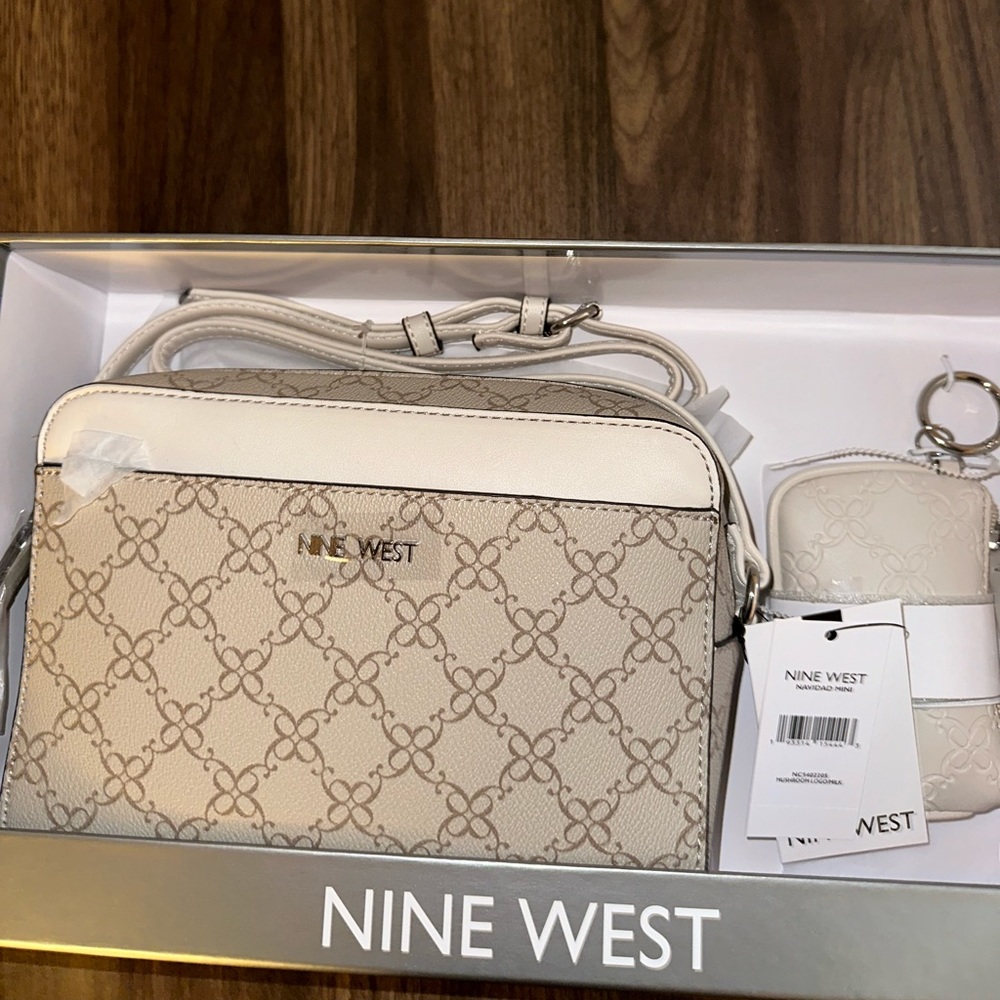 New Nine West handbag